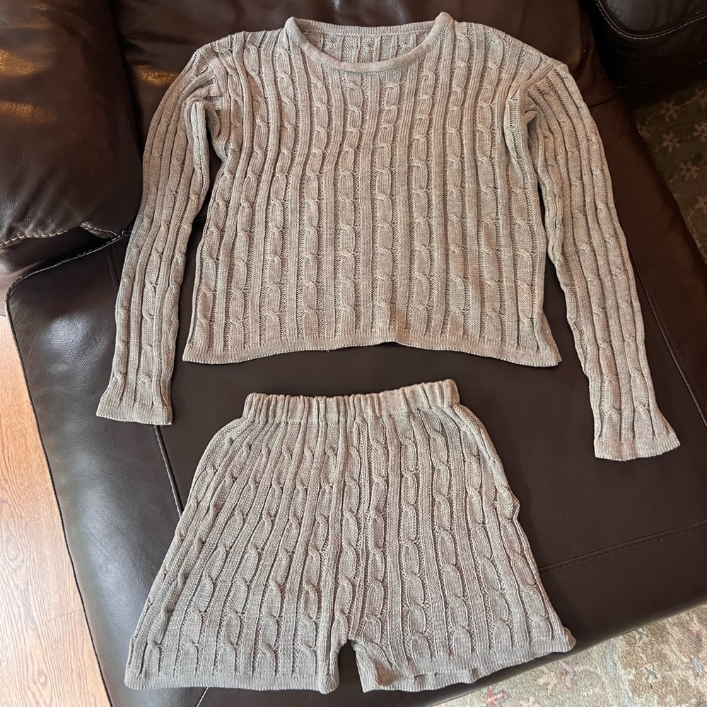 Adorable Cozy Set